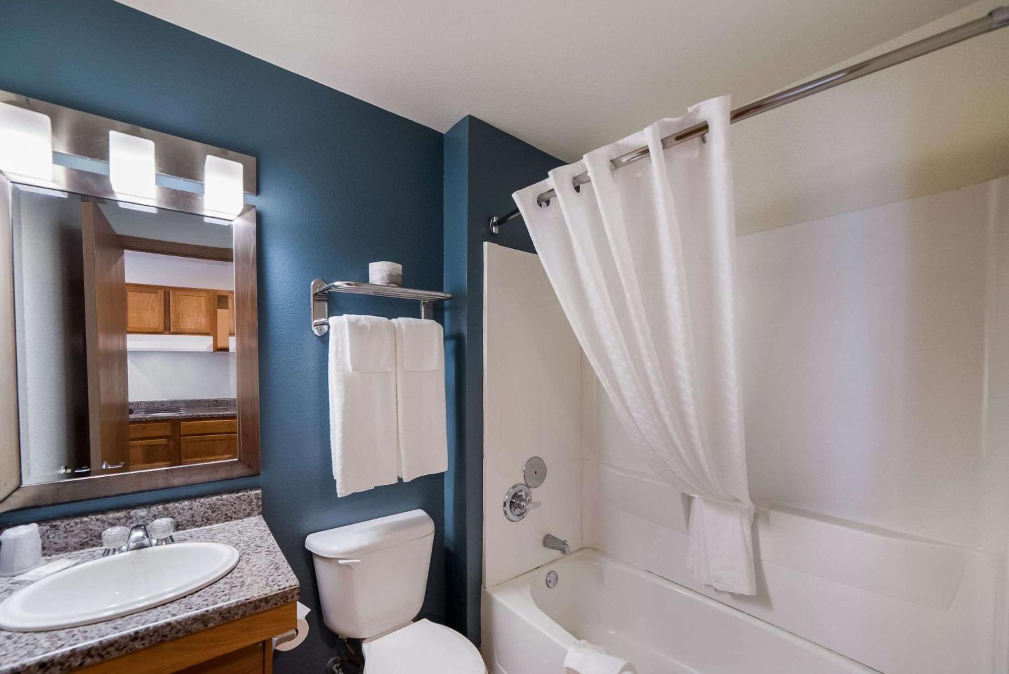 Woodspring Suites Fort Worth Fossil Creek エクステリア 写真